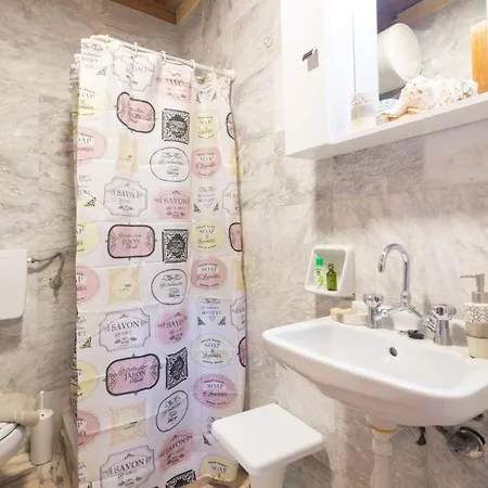 Agnadi Sea View Apartments, By Zantewize 公寓