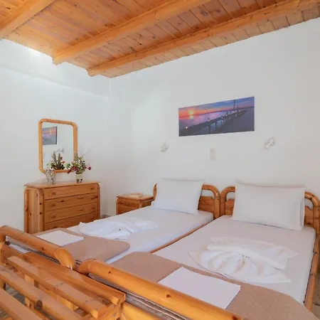 公寓 Agnadi Sea View Apartments, By Zantewize 阿利卡纳斯